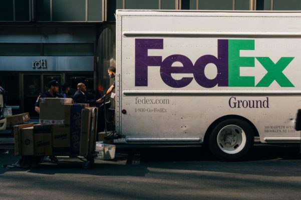 fq-3-601x400-1 Dịch vụ chuyển phát Fedex
